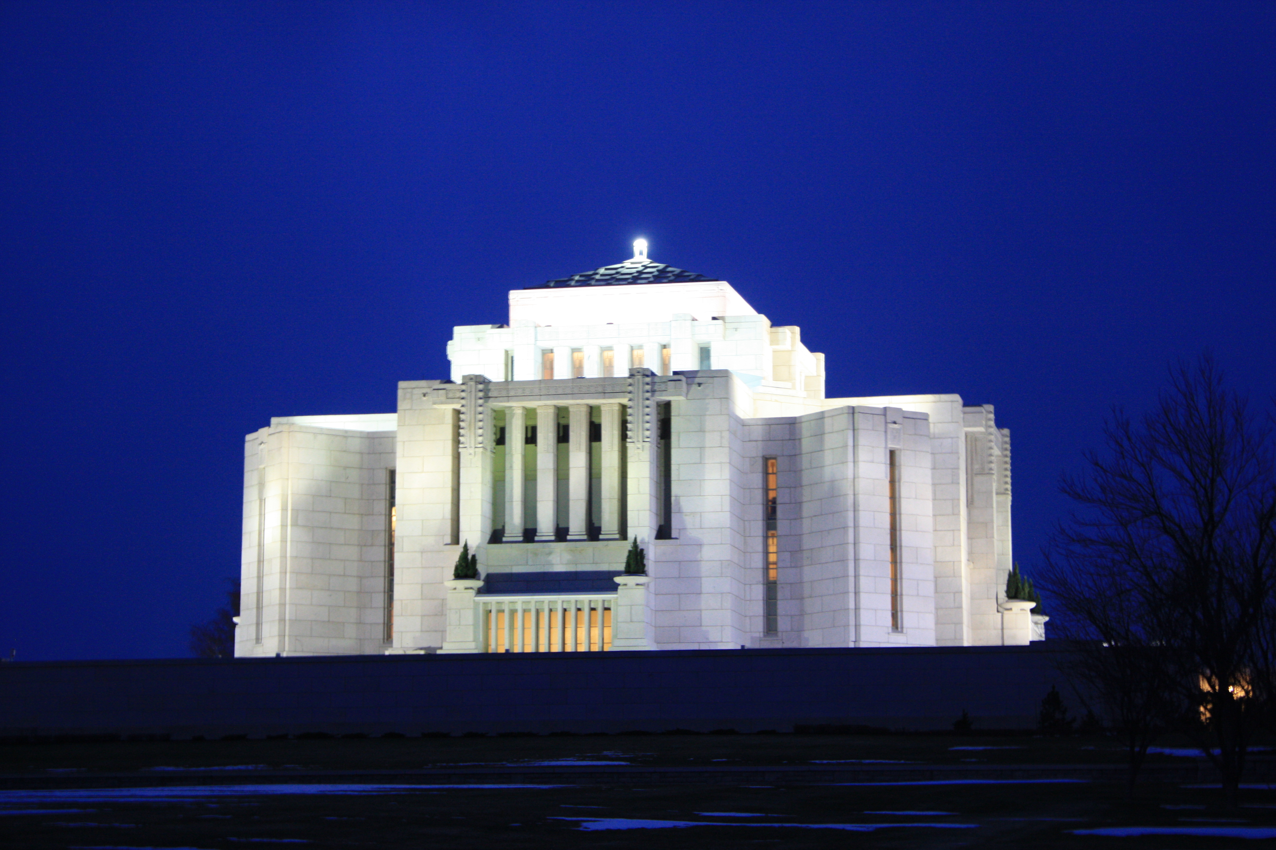 Cardston Temple